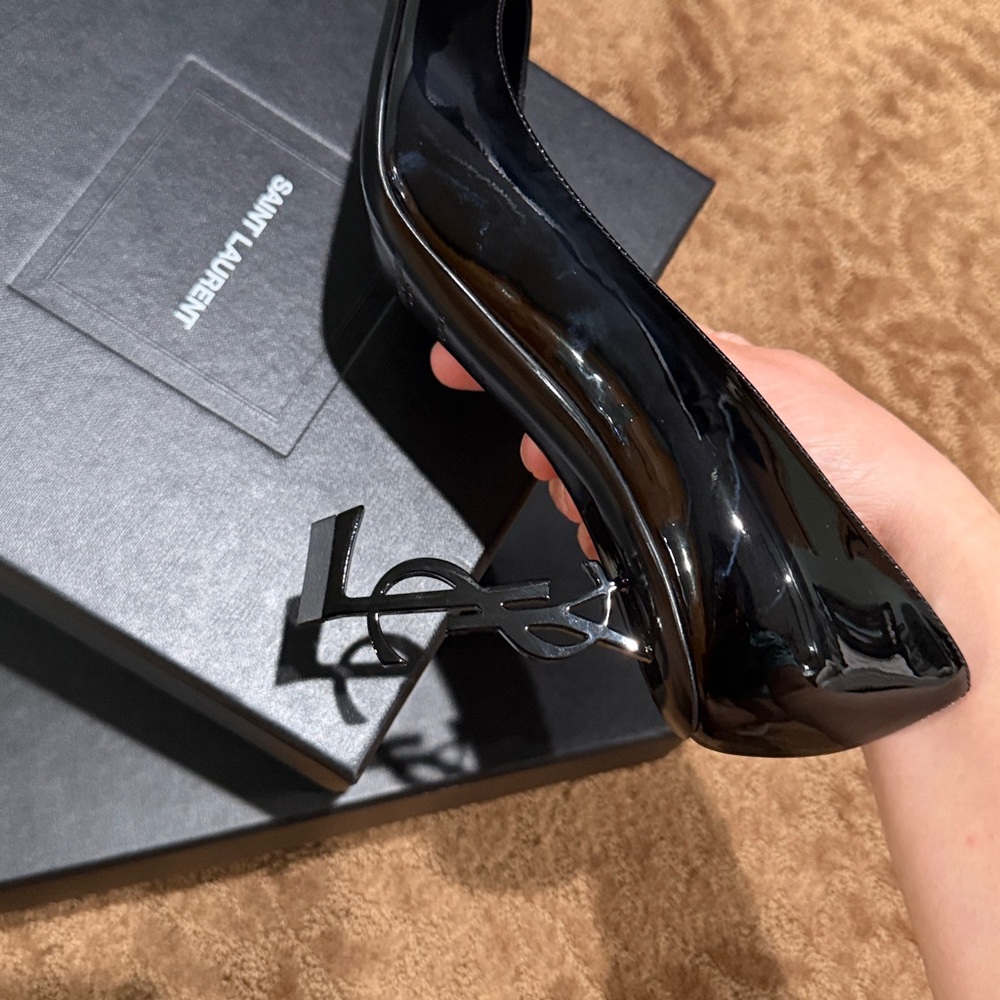 Saint Laurent Opyum Black Patent Leather Pumps - Picture 5 of 5